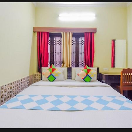 כלכותה Hotel Orient Residency מראה חיצוני תמונה