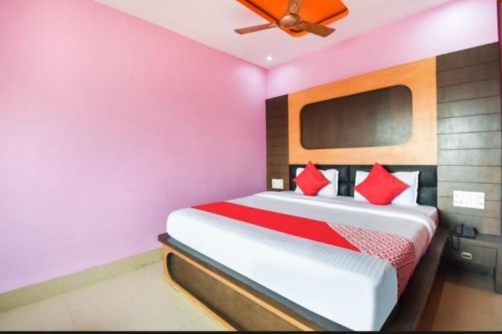כלכותה Hotel Orient Residency מראה חיצוני תמונה